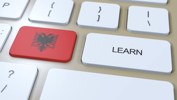 アルバニア語の概念を学ぶ オンライン学習コース キーボードのテキストボタン — ストック動画