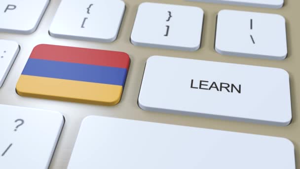 学习亚美尼亚语言概念 网上学习课程 键盘上有文字的按钮 — 图库视频影像