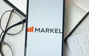 New York, ABD - 21 Haziran 2024: Markel Logosu Telefon Ekranı, Şirket Simgesi.