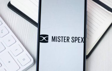 New York, ABD - 30 Haziran 2024: Telefon Ekranında Bay Spex Logosu, Şirket Simgesi.