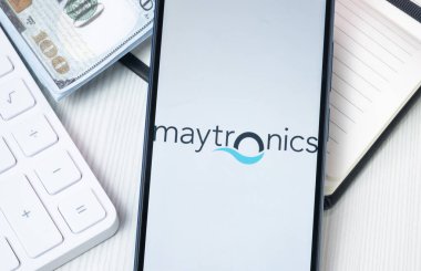 New York, ABD - 30 Haziran 2024: Maytronics Logosu Telefon Ekranında, Şirket Simgesi.