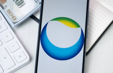 New York, ABD - 30 Haziran 2024: Daiichi Sankyo Logosu Telefon Ekranı, Şirket Simgesi.