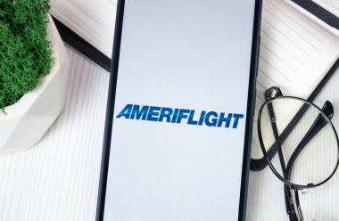 New York, ABD - 30 Haziran 2024: Ameriflight Logosu Telefon Ekranında, Şirket Simgesi.