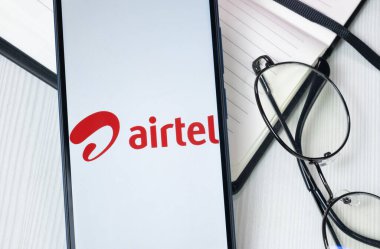 New York, ABD - 30 Haziran 2024: Airtel Logosu veya Telefon Ekranında Simge.