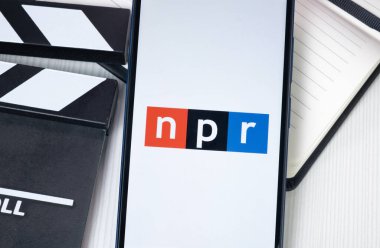 New York, ABD - 30 Haziran 2024: nPr Logo veya Telefon Ekranında Simge.