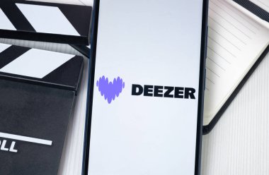 New York, ABD - 30 Haziran 2024: Silme Logosu veya Telefon Ekranındaki Simge.