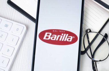 New York, ABD - 30 Haziran 2024: Telefon Ekranında Barilla Logosu veya Simgesi.