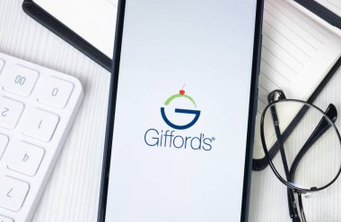 New York, ABD - 30 Haziran 2024: Giffords Logo veya Telefon Ekranında Simge.