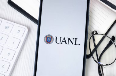 New York, ABD - 30 Haziran 2024: UANL Logo veya Telefon Ekranında Simge.