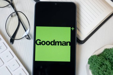 New York, ABD - 1 Haziran 2024: Goodman Group Logosu Telefon Ekranı, Şirket Simgesi.