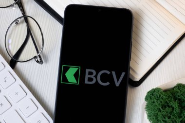New York, ABD - 1 Haziran 2024: Banque Cantonale Vaudoise Logosu Telefon Ekranında, BCV Company Icon.