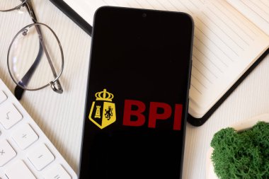 New York, ABD - 1 Haziran 2024: Filipin Adaları Bankası Logosu Telefon Ekranı, BPI Company Icon.