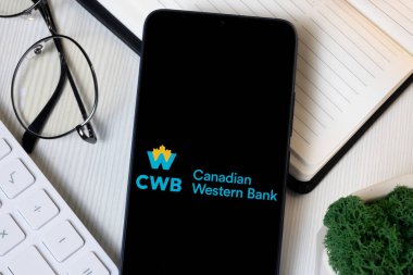 New York, ABD - 1 Haziran 2024: Kanada Western Bank Logosu Telefon Ekranı, CWB Company Simgesi.