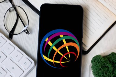 New York, ABD - 1 Haziran 2024: ProCredit Logo Telefon Ekranı, Şirket Simgesi.