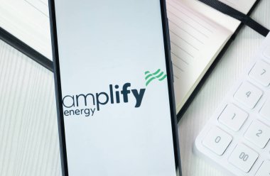 New York, ABD - 30 Haziran 2024: Enerji Logosunu veya Telefon Ekranındaki Simgeyi Arttır.