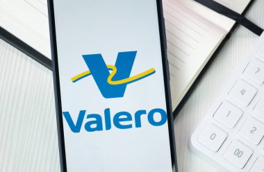 New York, ABD - 30 Haziran 2024: Valero Enerji Logosu veya Telefon Ekranında Simge.