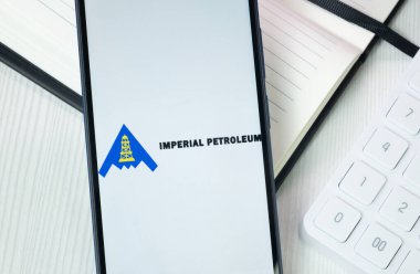 New York, ABD - 30 Haziran 2024: Imperial Petroleum Logo Telefon Ekranında, Şirket Simgesi.