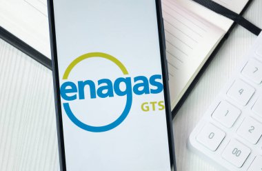 New York, ABD - 30 Haziran 2024: Telefon Ekranında Enagas Logosu, Şirket Simgesi.