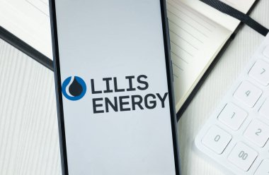 New York, ABD - 30 Haziran 2024: Lilis Enerji Logosu Telefon Ekranı, Şirket Simgesi.