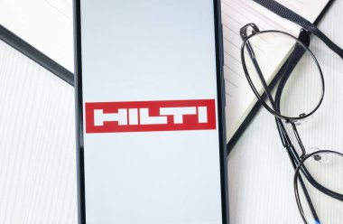 New York, ABD - 30 Haziran 2024: Hilti Logo veya Telefon Ekranında Simge.