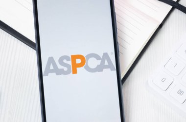 New York, ABD - 30 Haziran 2024: ASPCA Logosu veya Telefon Ekranında Simge.