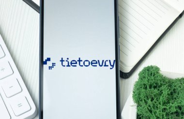 New York, ABD - 21 Haziran 2024: TietoEVRY Logosu Telefon Ekranı, Şirket Simgesi.