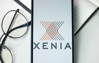 New York, ABD - 21 Haziran 2024: Xenia Hotels Telefon Ekranı Logosu, Şirket Simgesi.