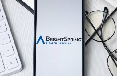 New York, ABD - 21 Haziran 2024: Brightspring Sağlık Hizmetleri Logosu Telefon Ekranında, Şirket Simgesi.