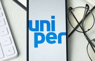 New York, ABD - 21 Haziran 2024: Uniper Logosu Telefon Ekranında, Şirket Simgesi.