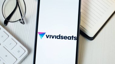 New York, ABD - 21 Haziran 2024: Telefon Ekranında Canlı Koltuklar Logosu, Şirket Simgesi.