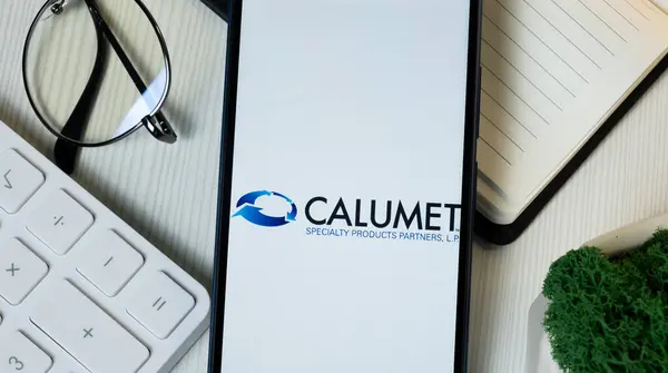 stock image New York, USA - 11 June 2024: Calumet Specialty Products Partners Logo on Phone Screen, Company Icon.