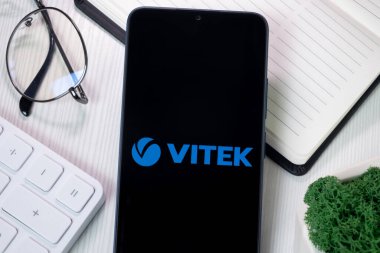 New York, ABD - 21 Haziran 2024: Vitek Logosu Telefon Ekranında, Şirket Simgesi.