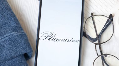 New York, ABD - 21 Haziran 2024: Telefon Ekranında Blumarine Logosu, Şirket Simgesi.