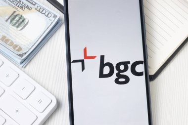 New York, ABD - 21 Haziran 2024: BGC Grup Logosu Telefon Ekranı, Şirket Simgesi.