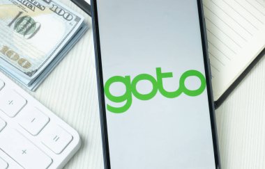New York, ABD - 21 Haziran 2024: Telefon ekranında logo, Şirket Simgesi.