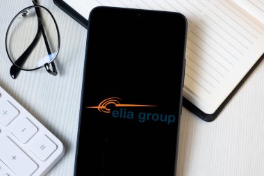 New York, ABD - 21 Haziran 2024: Elia Group Logosu Telefon Ekranı, Şirket Simgesi.