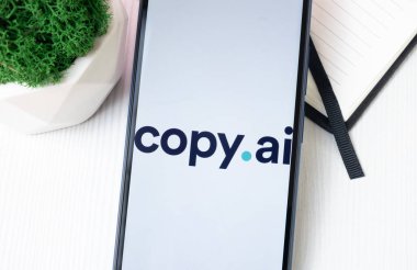 New York, ABD - 21 Haziran 2024: AI Logosunu Telefon Ekranı, Uygulama veya Şirket Simgesine Kopyala.