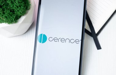 New York, ABD - 21 Haziran 2024: Telefon Ekranında Cerence Logosu, Uygulama veya Şirket Simgesi.