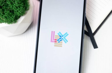 New York, ABD - 21 Haziran 2024: Telefon Ekranı, Uygulama veya Şirket Simgesi Üzerine Lex Logosu.
