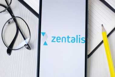 New York, ABD - 1 Ağustos 2024: Zentalis Eczacılık Logosu Telefon Ekranında, Şirket Simgesi Görünümünde.