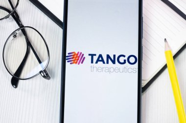 New York, ABD - 1 Ağustos 2024: Telefon ekranında Tango Terapi Logosu, Ekranda Şirket Simgesi.