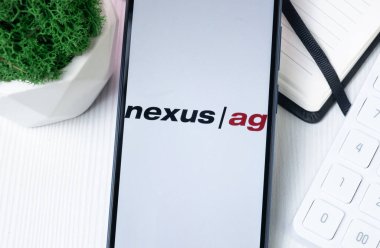 New York, ABD - 1 Ağustos 2024: Nexus AG Logosu Telefon Ekranında, Şirket Simgesi Ekranda.