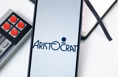 New York, ABD - 1 Ağustos 2024: Aristokrat Logosu Telefon Ekranı, Şirket Simgesi Ekranda.