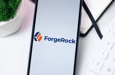 New York, ABD - 10 Ağustos 2024: ForgeRock Logosu Telefon Ekranında, Şirket Simgesi Ekranda.