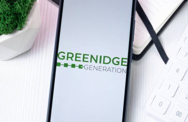 New York, ABD - 10 Ağustos 2024: Greenidge Üretim Logosu Telefon Ekranında, Şirket Simgesi Ekranda.