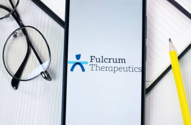 New York, ABD - 1 Ağustos 2024: Fulcrum Therapeutics Logo on Phone Screen, Company Icon on Explay.