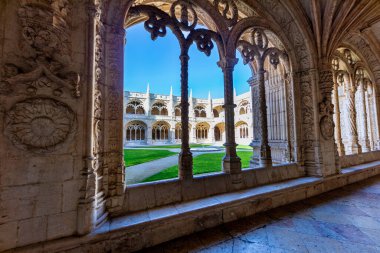 Jeronimos Monastery (Mosteiro dos Jeronimos): The cloister. Belem, Lisbon, Portugal