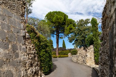 Old village of Saint-Paul-de-Vence, Alpes Maritimes, French Riviera, France