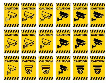 Bu görüntüde, çeşitli ortamlarda güvenlik ve gözetlemeyi vurgulamak için tasarlanmış güvenlik kameralarını gösteren uyarı işaretleri var..