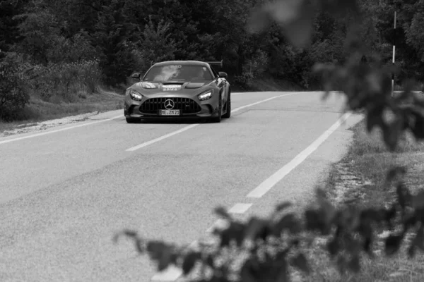 Urbino Italy Jun 2022 Mercedes Amg Coupe Ένα Παλιό Αγωνιστικό — Φωτογραφία Αρχείου